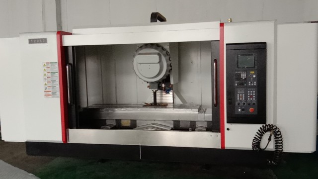 如何避免加工中心撞刀？beat365数控告知您！