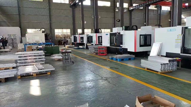 beat365数控告知您铝型材加工中心机床v18型号优势有哪些？