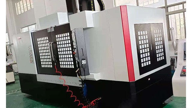 数控加工中心主轴有偏差该怎么办?-beat365数控