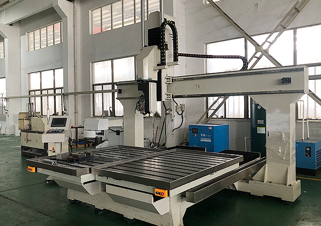 五轴加工中心有哪些常见的类型？-beat365数控