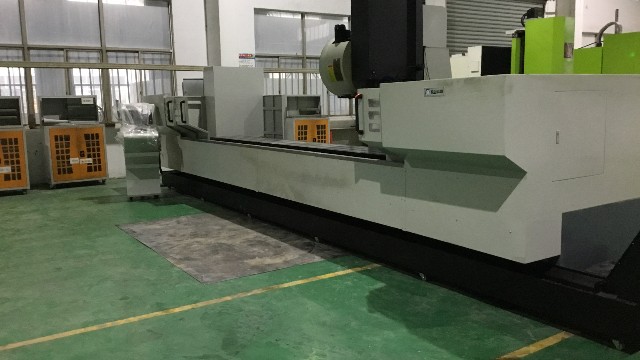 数控铝型材加工中心怎么样选择切削液-beat365数控